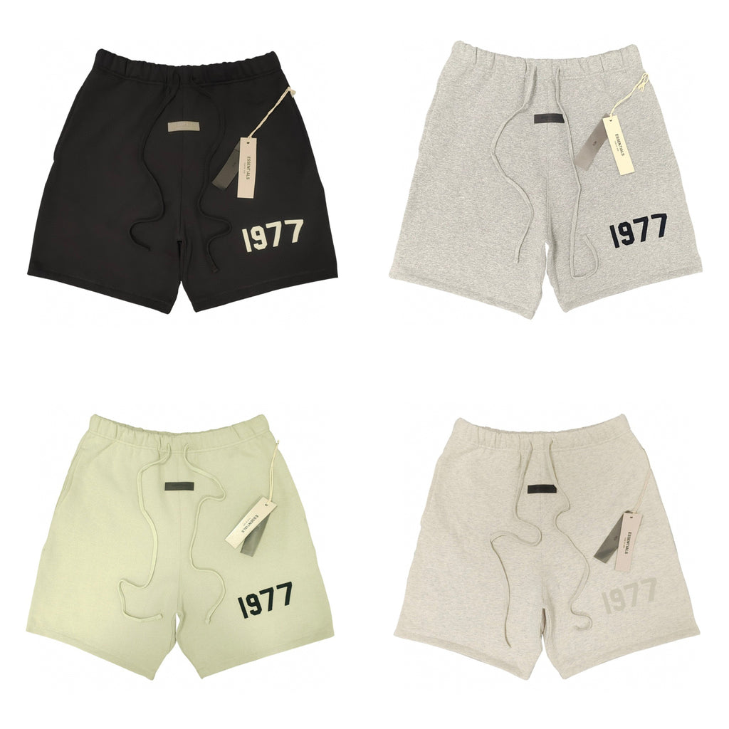 Fear of God ESSENTIALS Relaxed Sweat Shorts