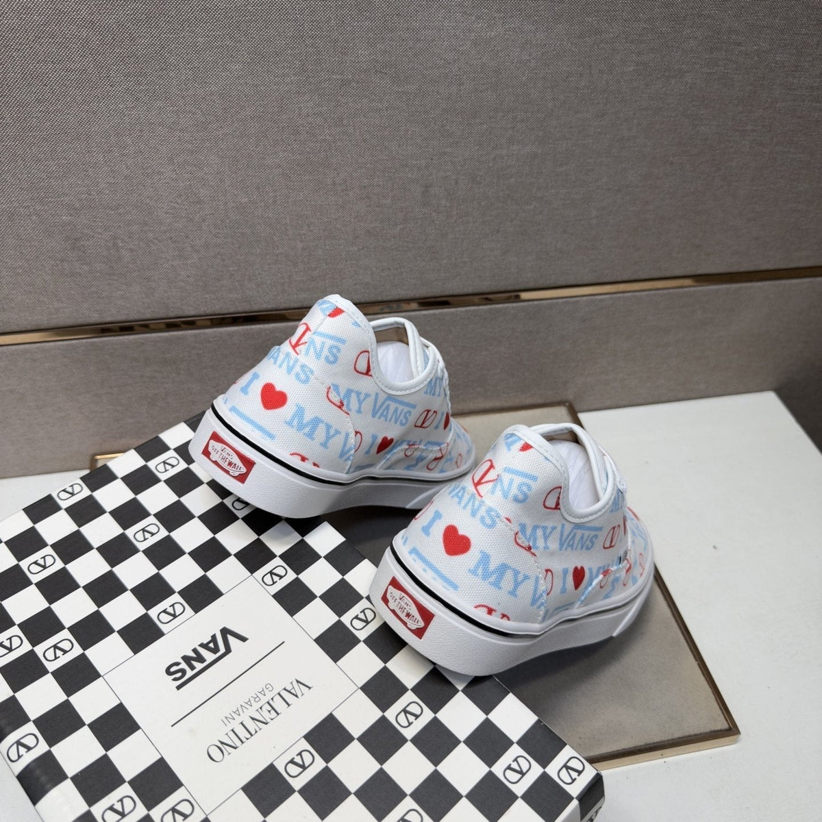 Vans Men's White Graphic Low-Top Sneakers
