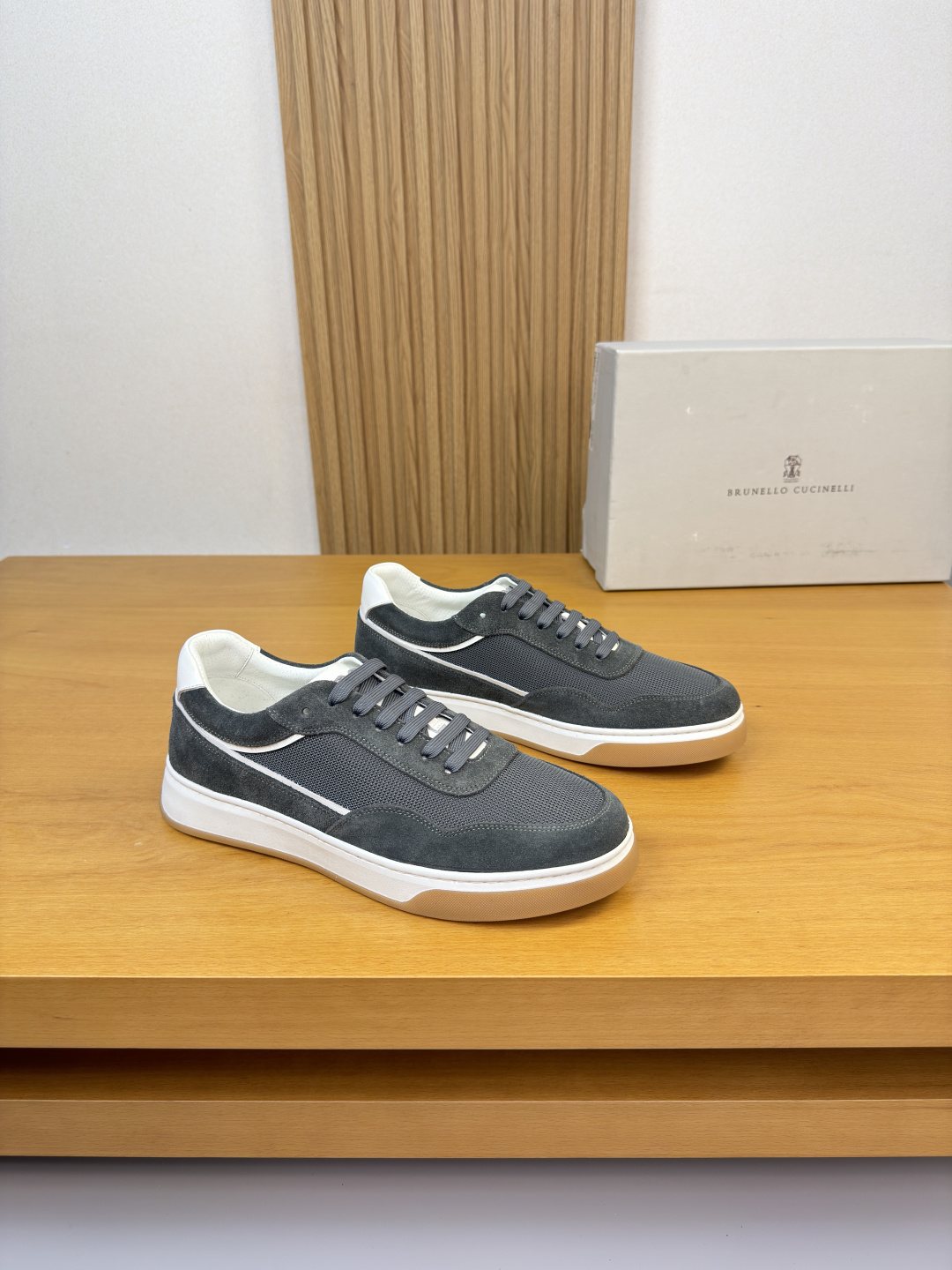 Brunello Cucinelli Color-Block Low-Top Sneakers